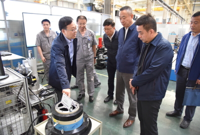 吴永杰出席央企助力吉林振兴发展座谈会并深入在吉企业调研新产品技术开发工作